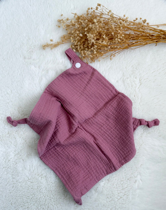 Attache tétine tissu en gaze de coton prénom brodé