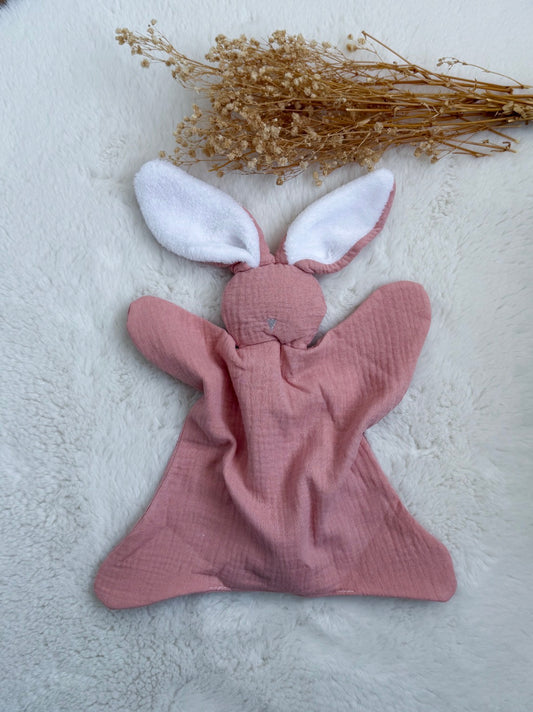 Doudou lapin rose personnalisé avec prénom brodé