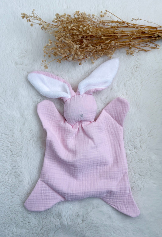 Doudou lapin rose clair personnalisé avec prénom brodé