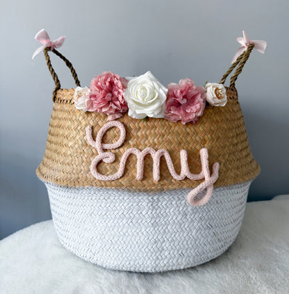 Panier en osier fleurs