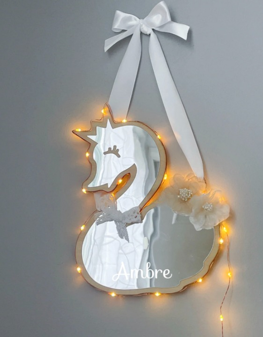 Miroir lumineux cygne personnalisé avec prénom